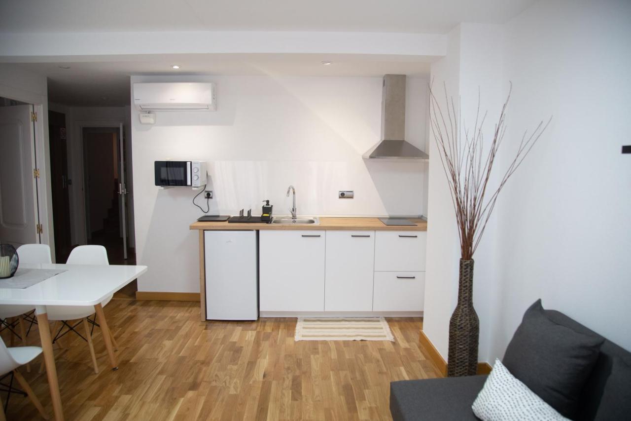 Elizabeth Towers Apartment Almansa Exterior foto