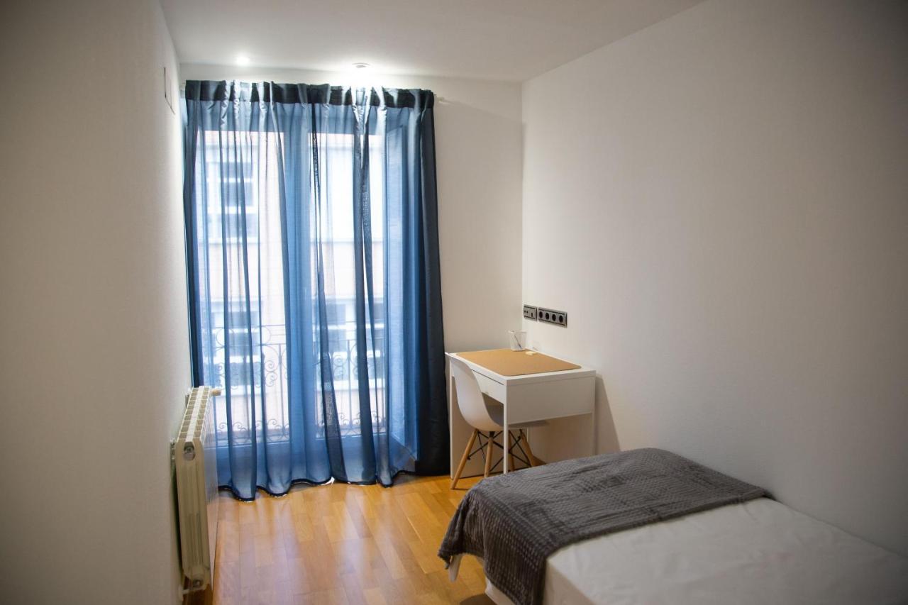 Elizabeth Towers Apartment Almansa Exterior foto